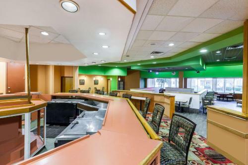 Motel Quality Inn & Suites Sherman