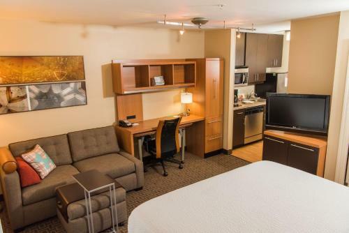 Hotel Towneplace Suites By Marriott Erie