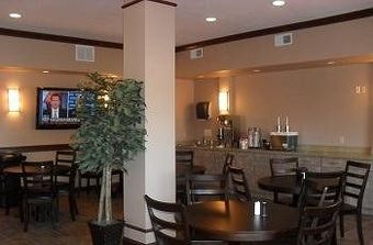 Hotel Bell's Extended Stay And Suites