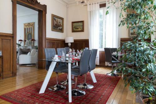Bed & Breakfast Chambres D'h�tes - La Villa De La Paix