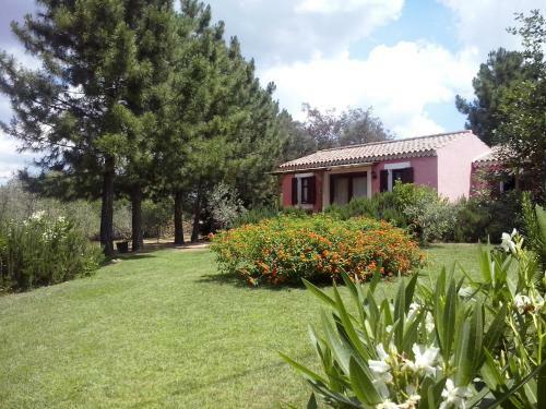 Hostal Agriturismo L'aglientu B&B