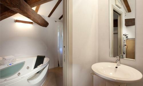 Hostal Coldimolino Country House