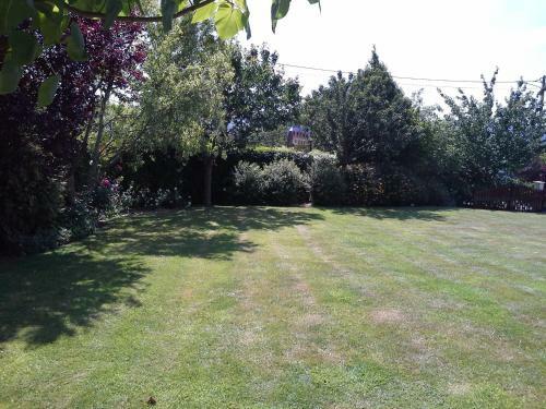 Bed & Breakfast Chambres D'h�tes Au Temps Des Cerises