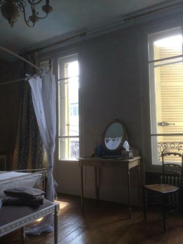 Bed & Breakfast Maison Du Th��tre Saint Bonnet