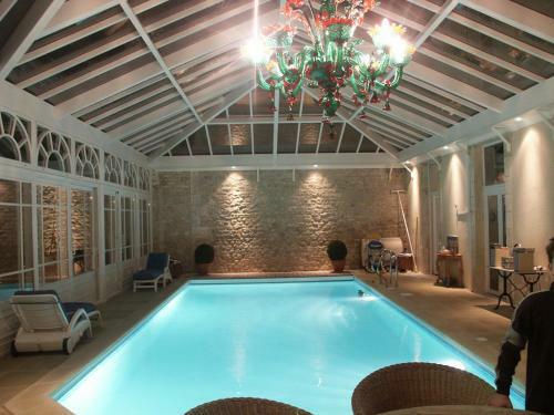 Bed & Breakfast Maison Du Th��tre Saint Bonnet