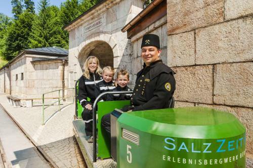 Hostal Gasthaus Pension Salzberg