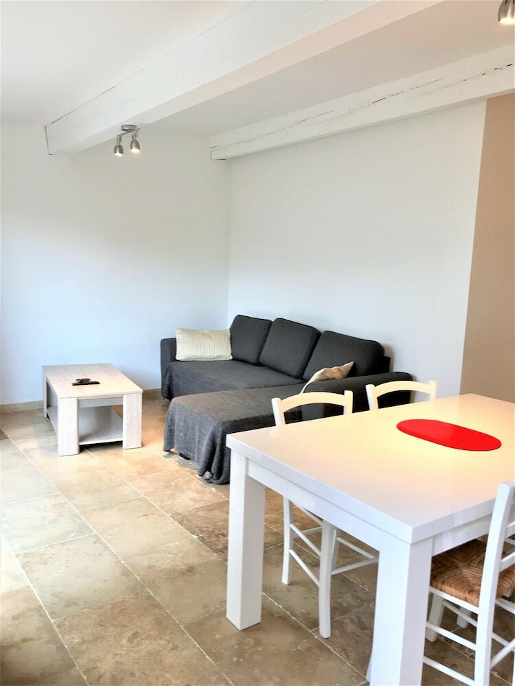 Bed & Breakfast Domaine De L'aufrene