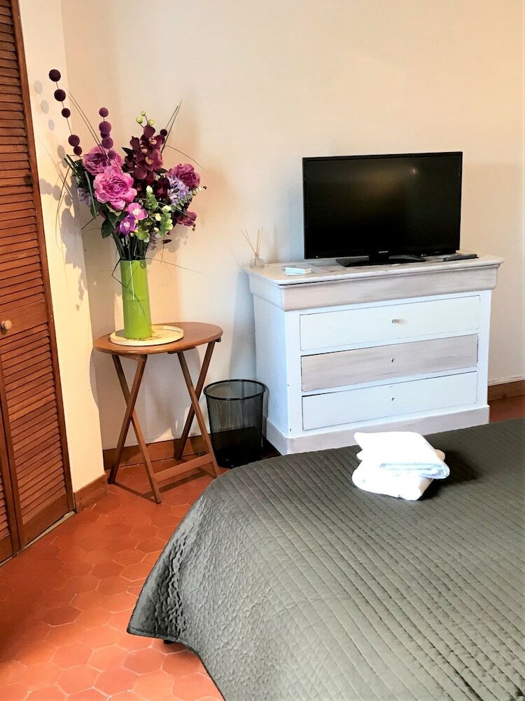 Bed & Breakfast Domaine De L'aufrene