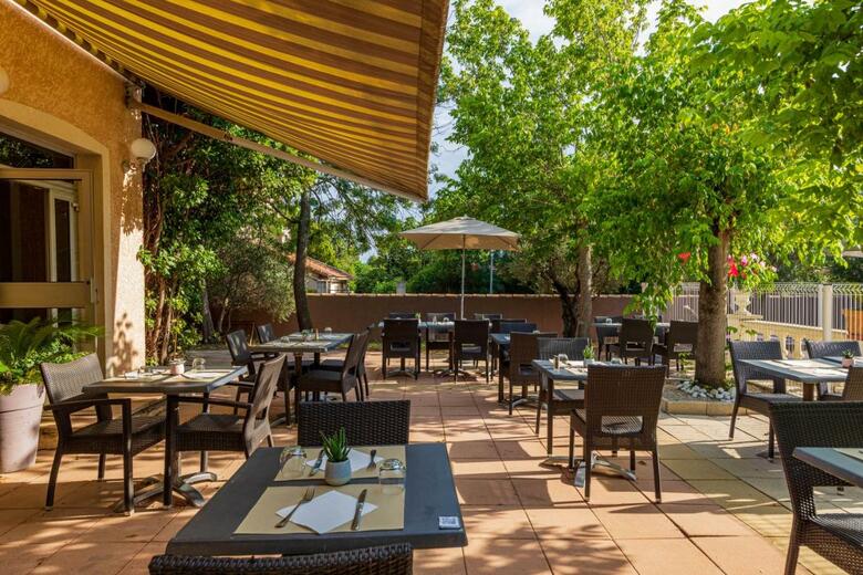 Hotel Logis Le Mas De L'�toile Aubagne
