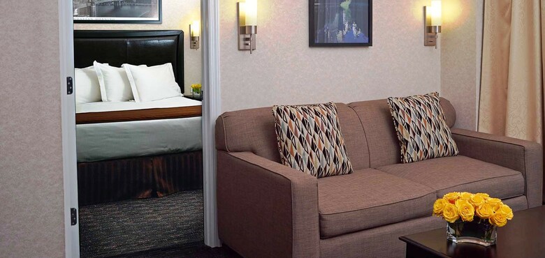 Edison Hotel