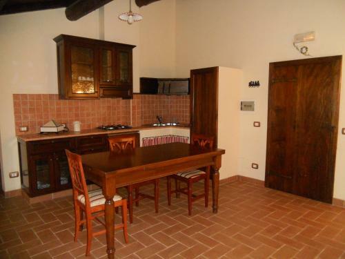 Agroturismo Antico Borgo De Romolini