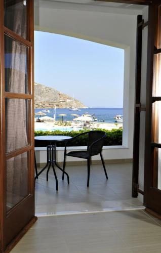 Aparthotel Tony's Beach