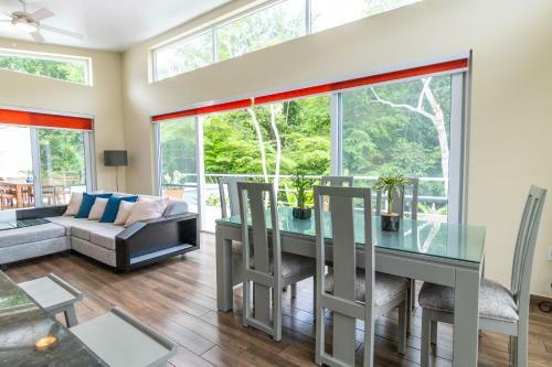 Hostal Residencial Casa Linda