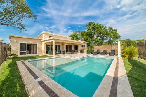 Hostal Residencial Casa Linda