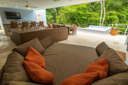 Hostal Residencial Casa Linda