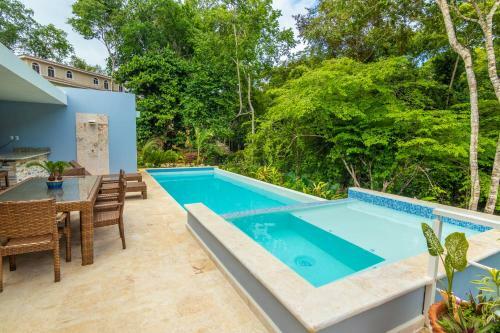Hostal Residencial Casa Linda