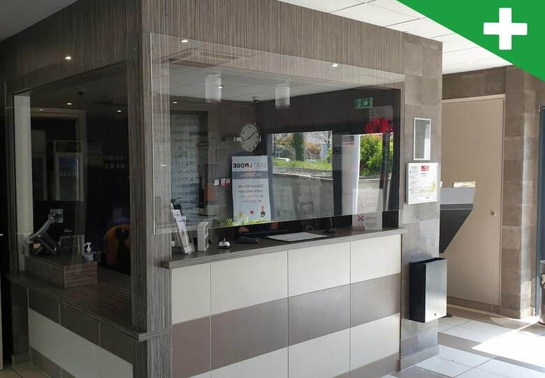 Hotel Comfort Suites Lyon Est Eurexpo