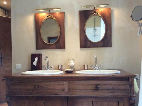 Bed & Breakfast Chambres D'h�tes Le Mas Du Caroubier