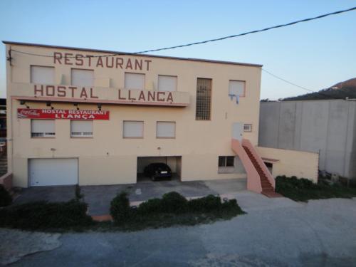 Hostal Pensi� Restaurant Llan�a