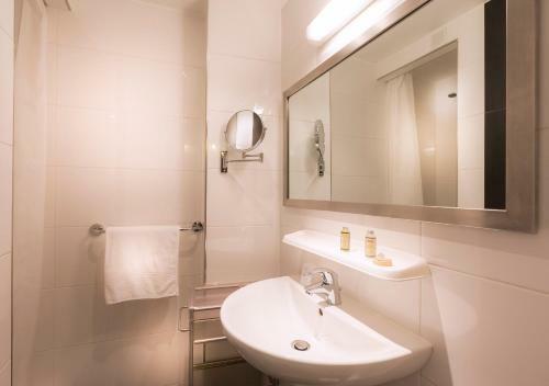 Hotel H�tel Donjon Vincennes