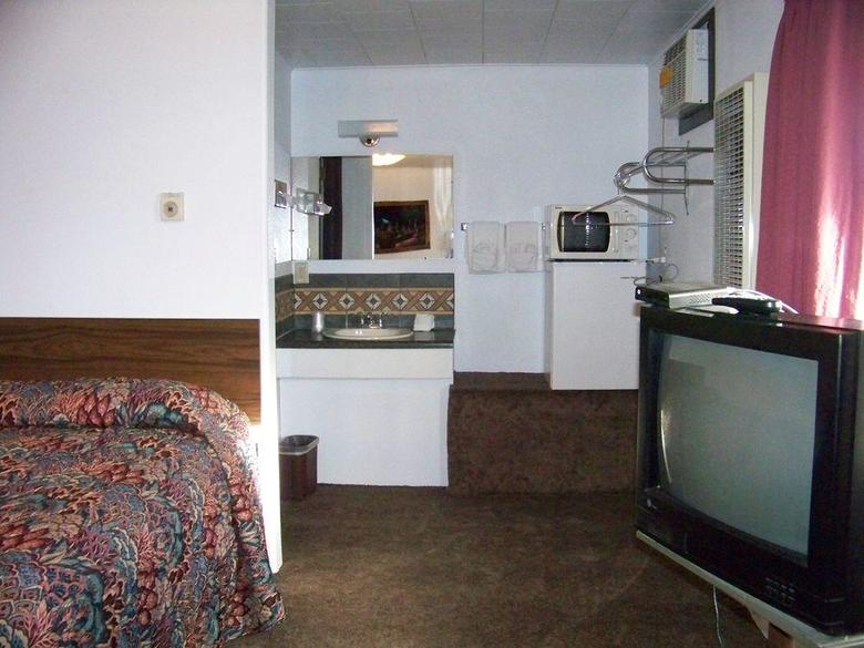 Bell's Motor Lodge Motel - Spearfish