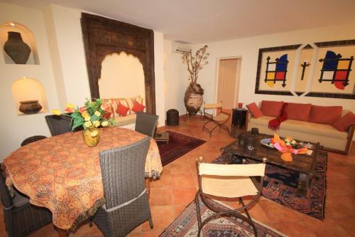 Apartamentos Casa Sultana