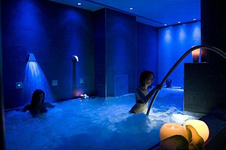 Arli Hotel Business And Wellness