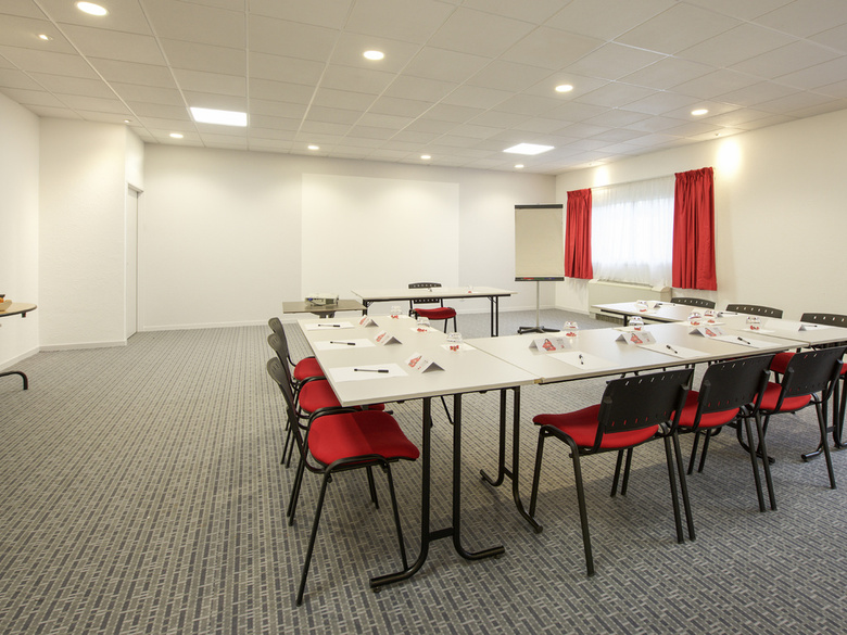 Hotel Ibis Pau Lescar