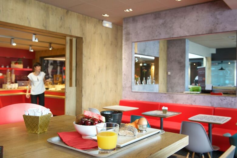 Hotel Ibis Pau Lescar