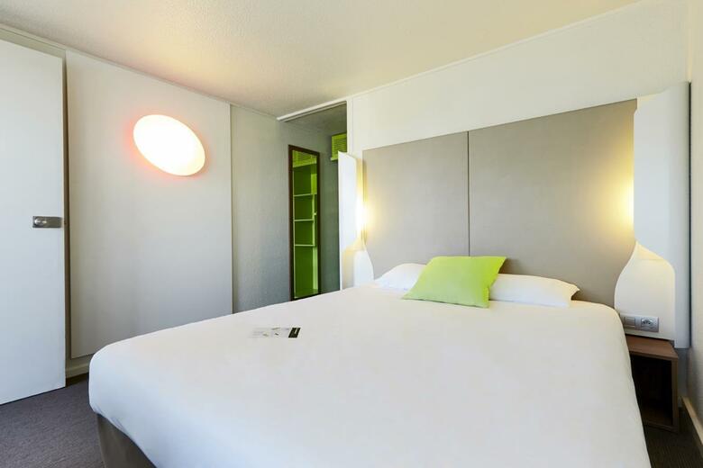 Hotel Campanile Auxerre - Mon�teau