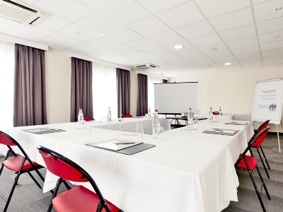 Hotel Campanile Auxerre - Mon�teau