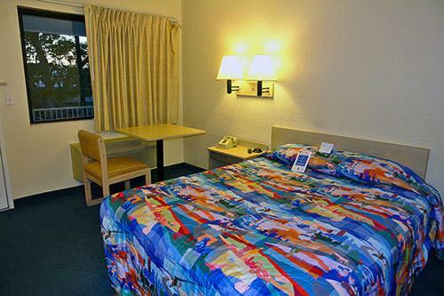 Motel 6 Seymour North