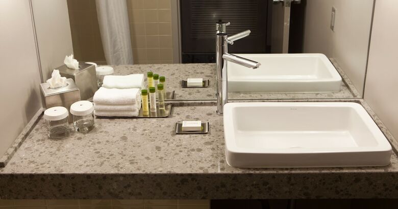 Hotel Doubletree By Hilton Bloomington Minneapolis South