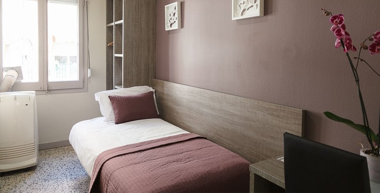 Hostal Fonda Montserrat
