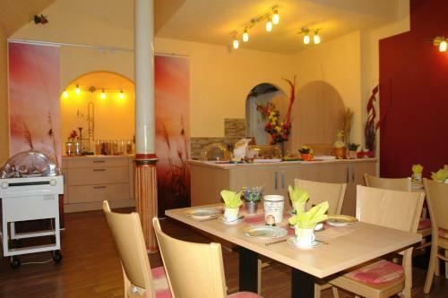 Hostal Hotel-pension Gr�ne Linde