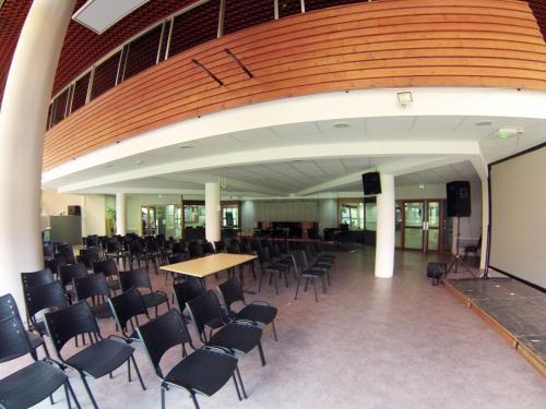 Le Village C�v�o De Luz-st-sauveur
