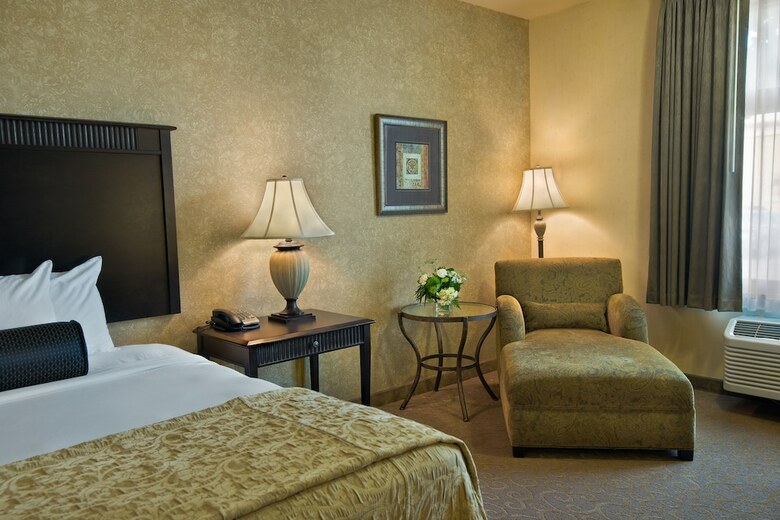 Hotel Oxford Suites Boise
