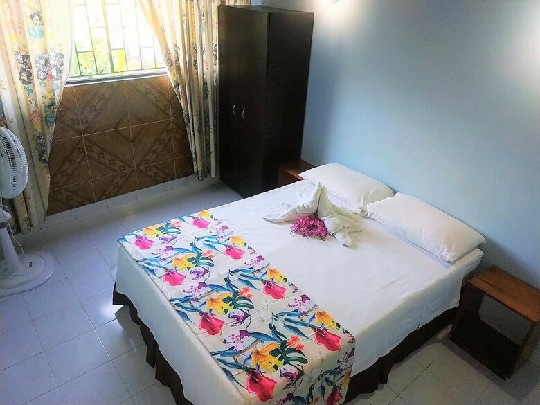 Hostal Bight View