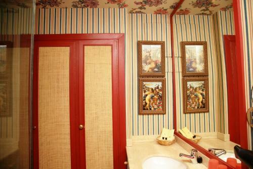Hotel Almud (.)