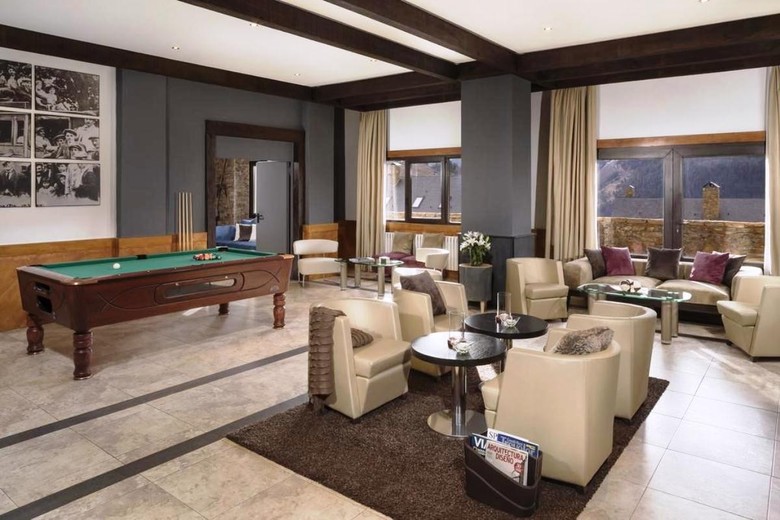 Hotel Meli� Royal Tanau