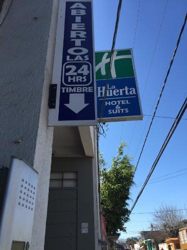 Hotel & Suites La Huerta