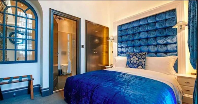 The Exhibitionist Hotel
