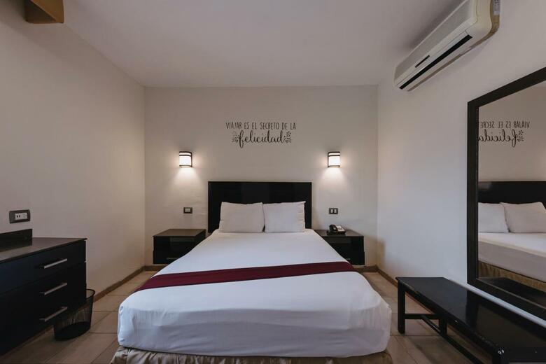 Hotel Colonial De M�rida