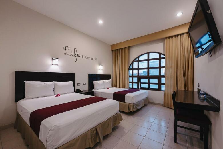 Hotel Colonial De M�rida