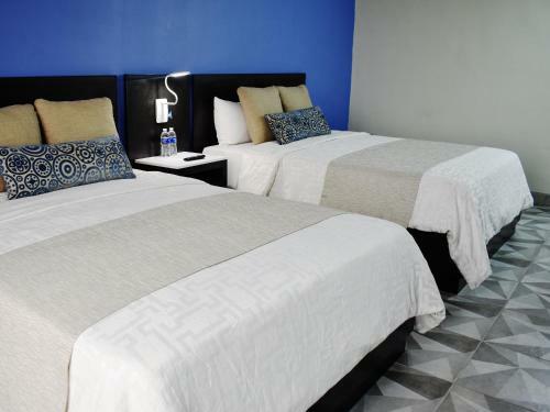 Hotel Corona Plaza