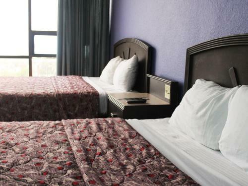 Hotel Corona Plaza