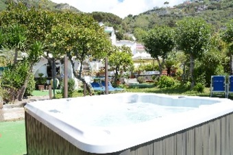 Maronti Hotel