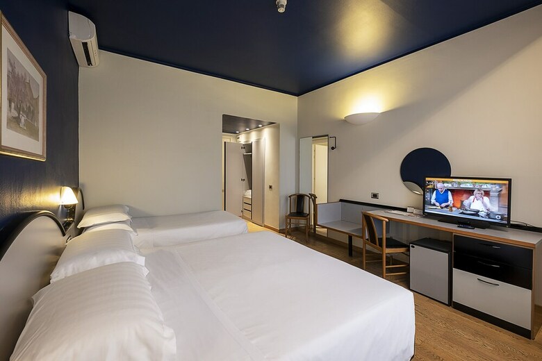 Hotel Touring