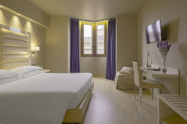 Hotel Touring