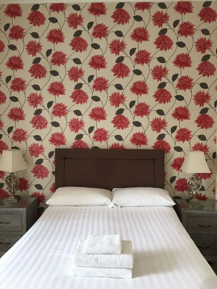 Hostal Alexander Guest House